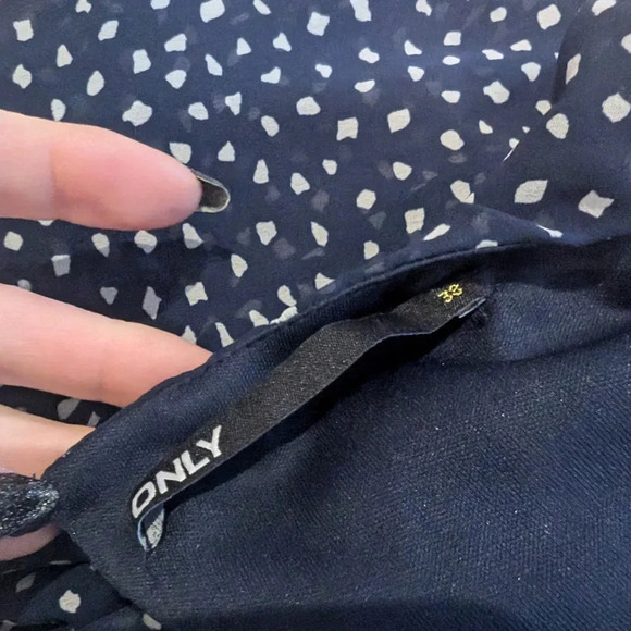 Blue Polka Dot Tiered Dress only Brand Size Medium - Picture 7 of 7